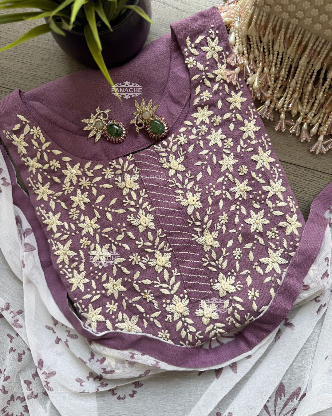 Lilac Lakhnavi set