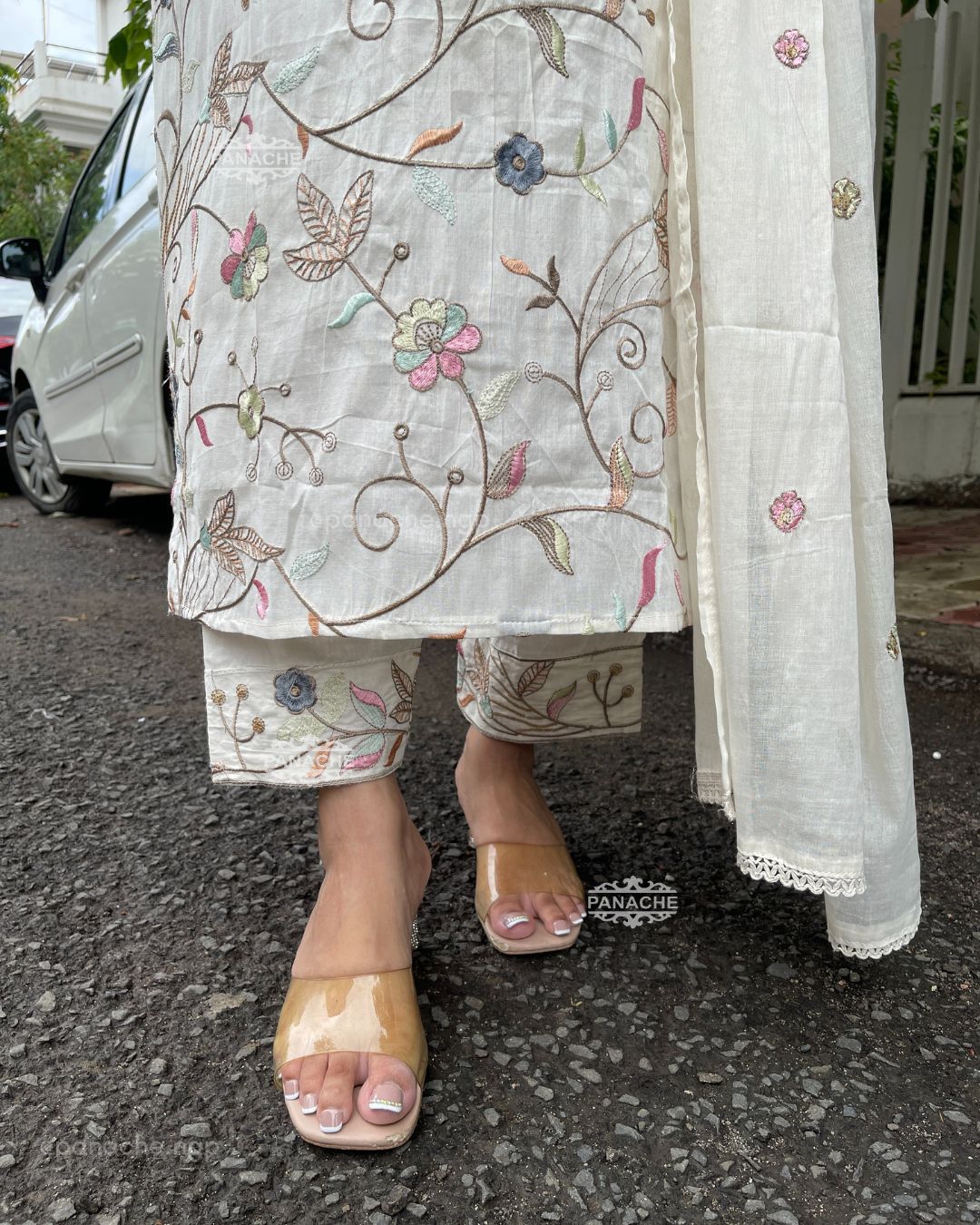 Off white embroidered set