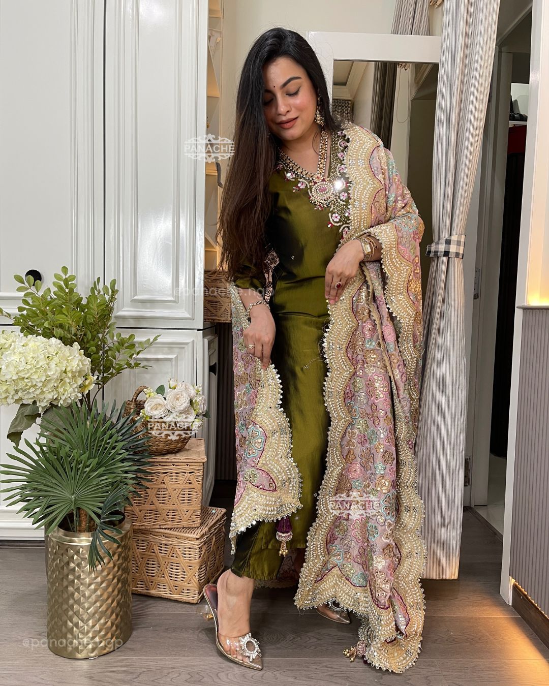 Pret 5.0 Heena suit set