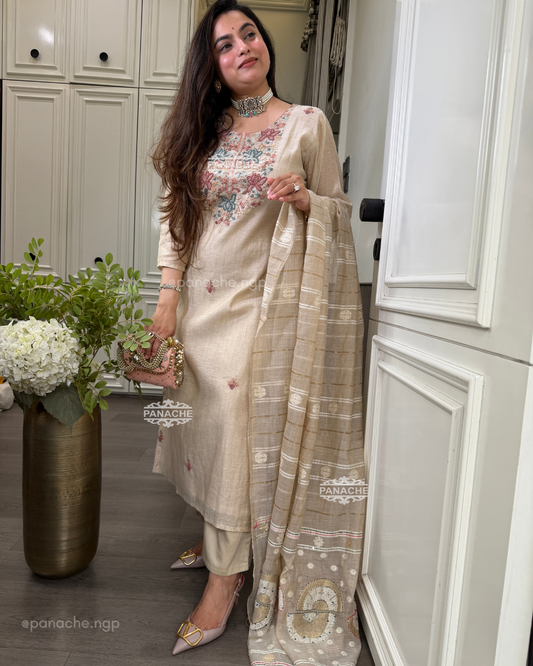 Ivory garden set