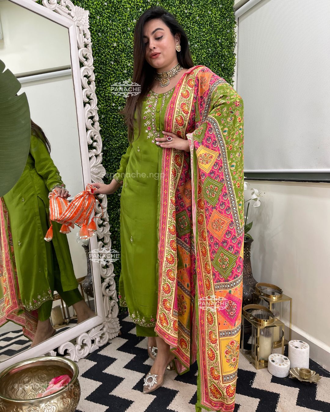 Parroty pure was set