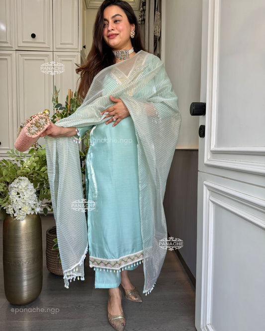Minty hues summer set