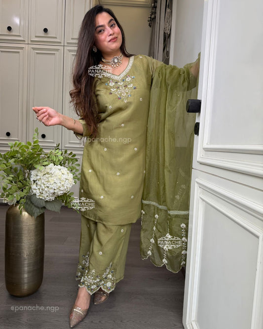 Saba green festive set