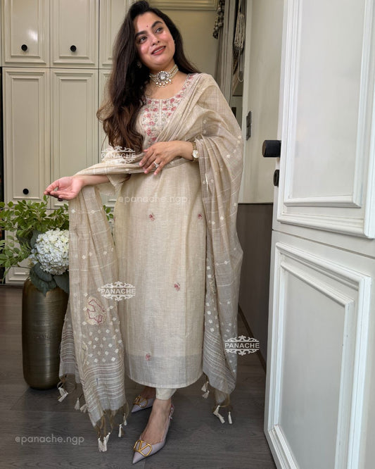 Ivory garden set
