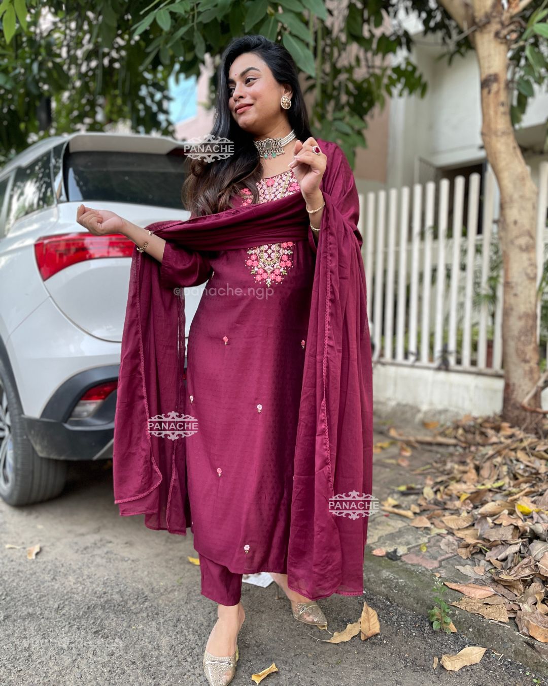 Maroon Embroidered cotton sets