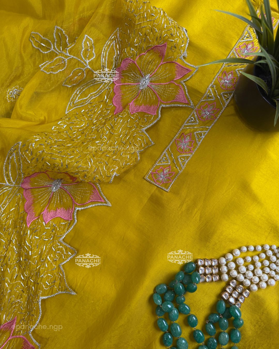 Zari glow suit set