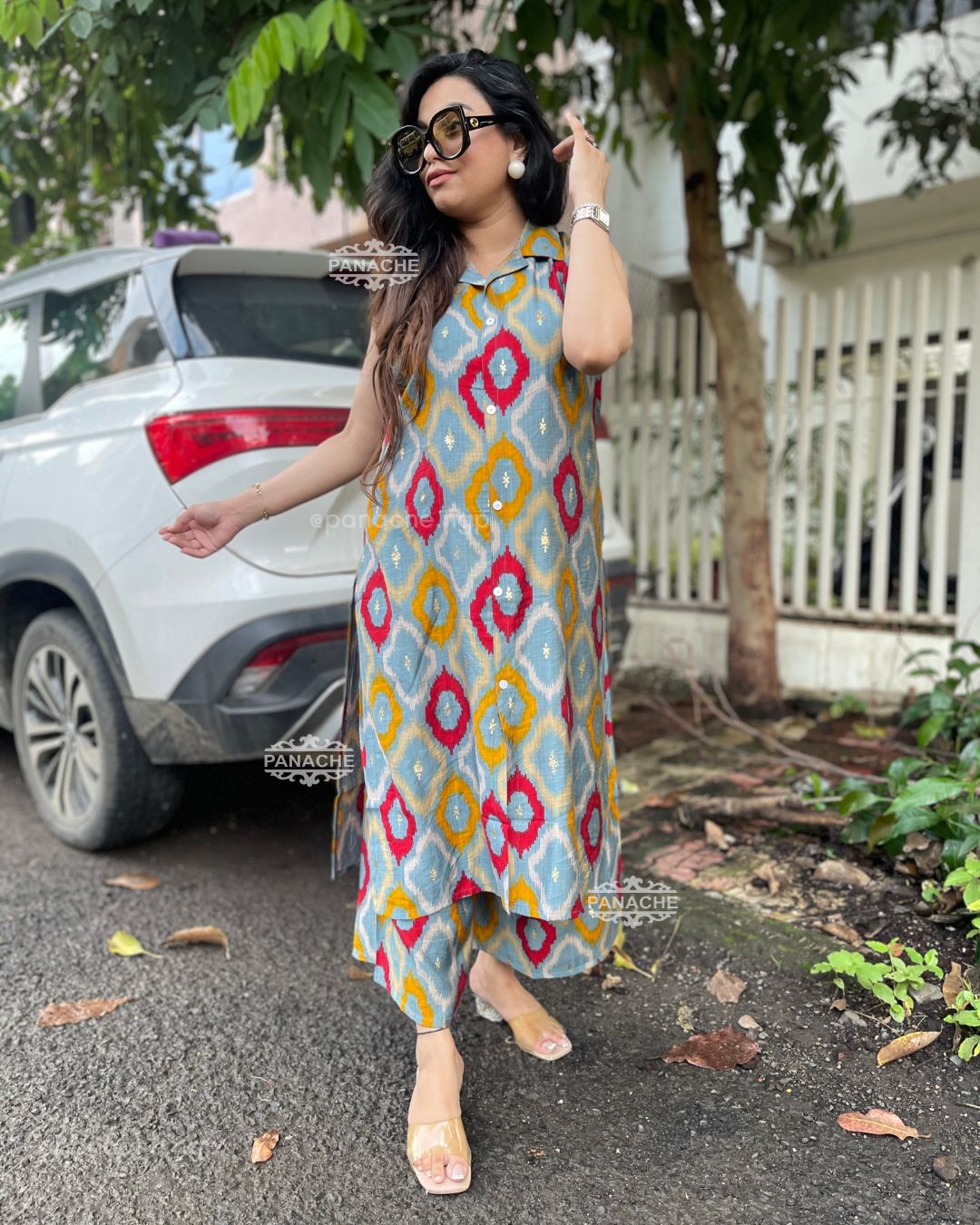 Ikkat sleeveless budget sets