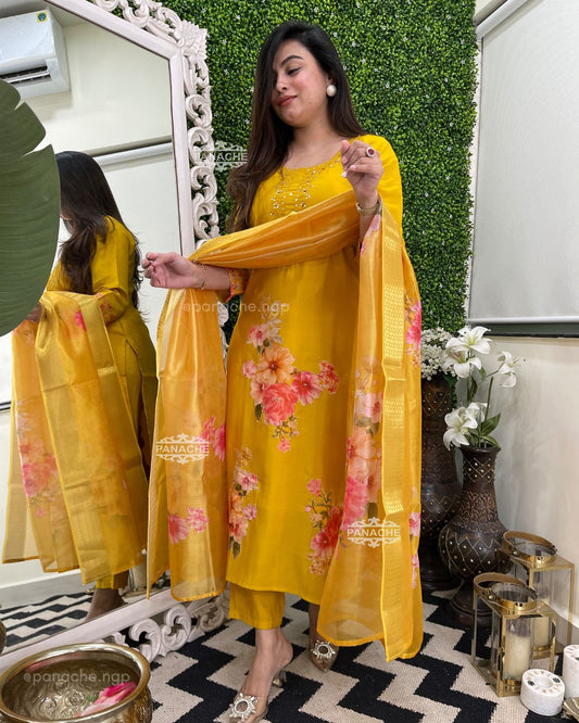 Appliqué yellow set