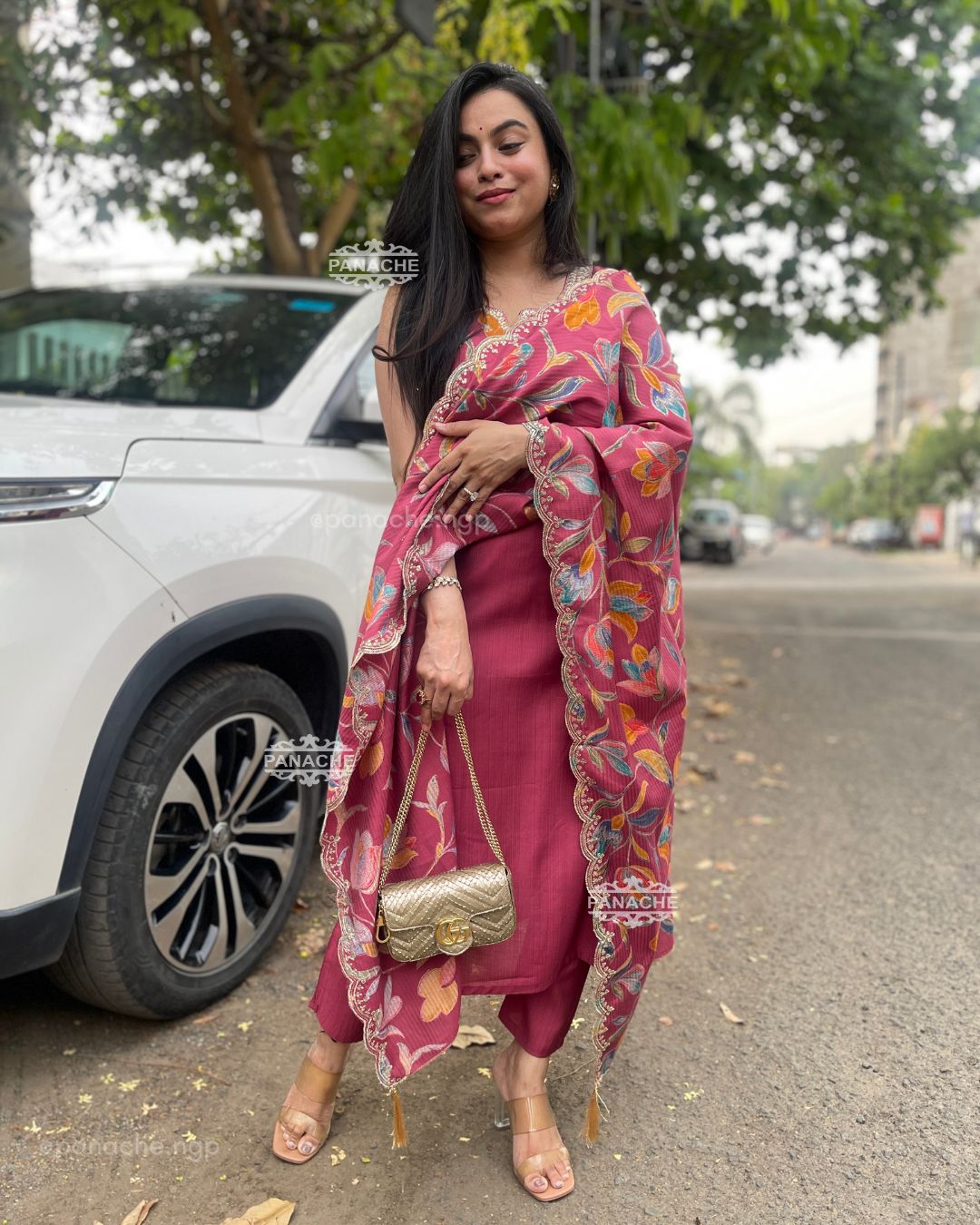 Sleeveless dupatta budget set