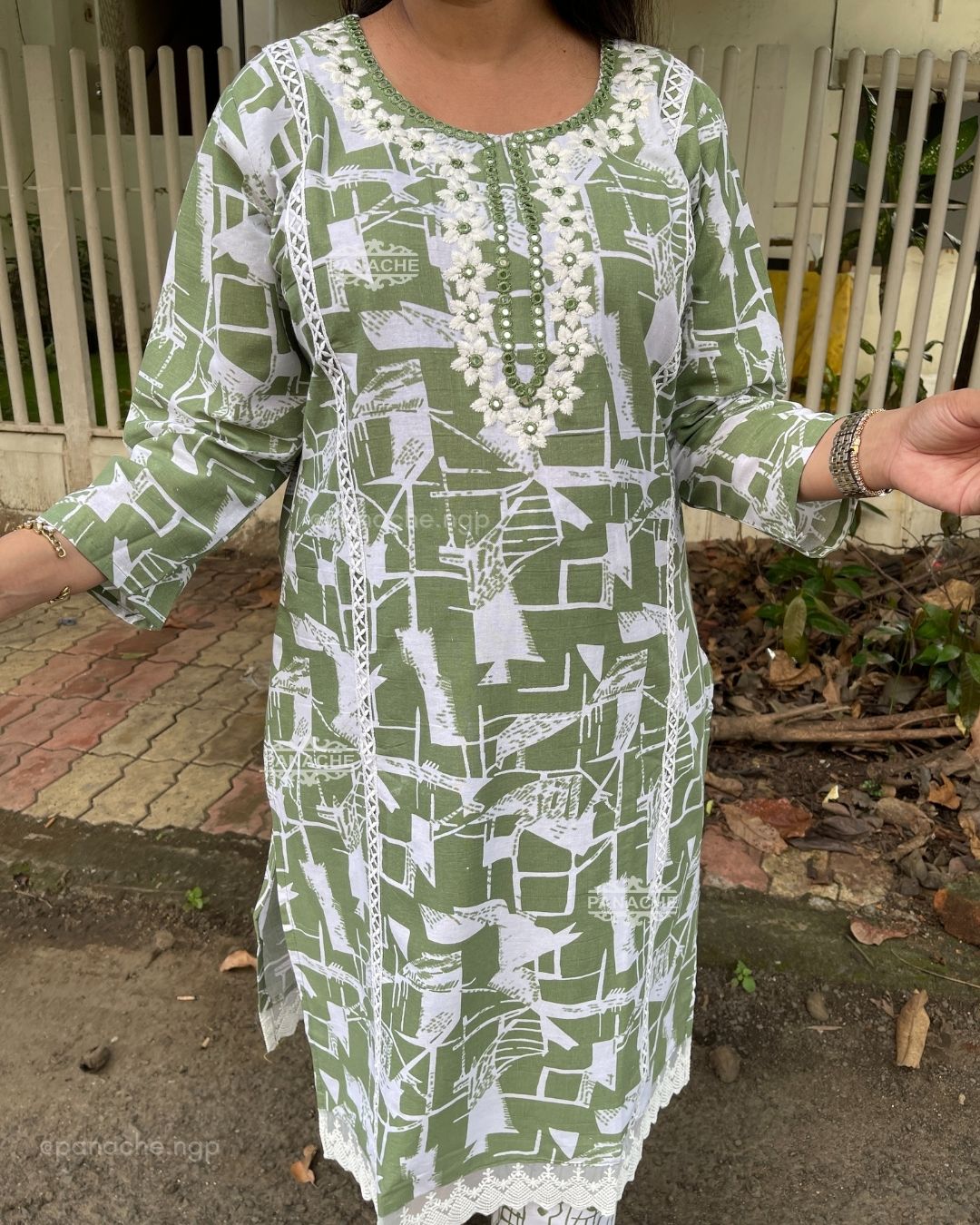 Budget cotton floral set