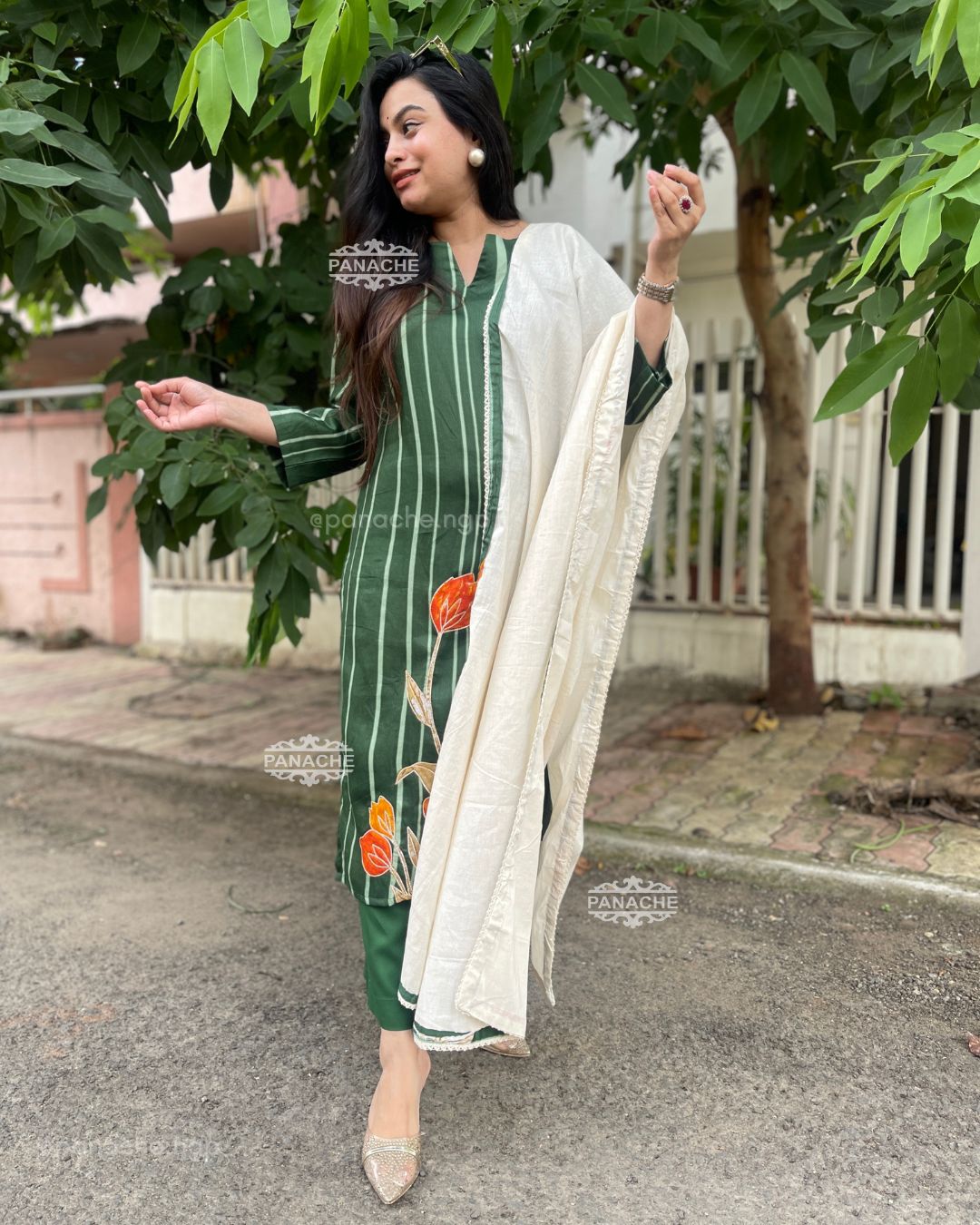 Appliqué garden mul set