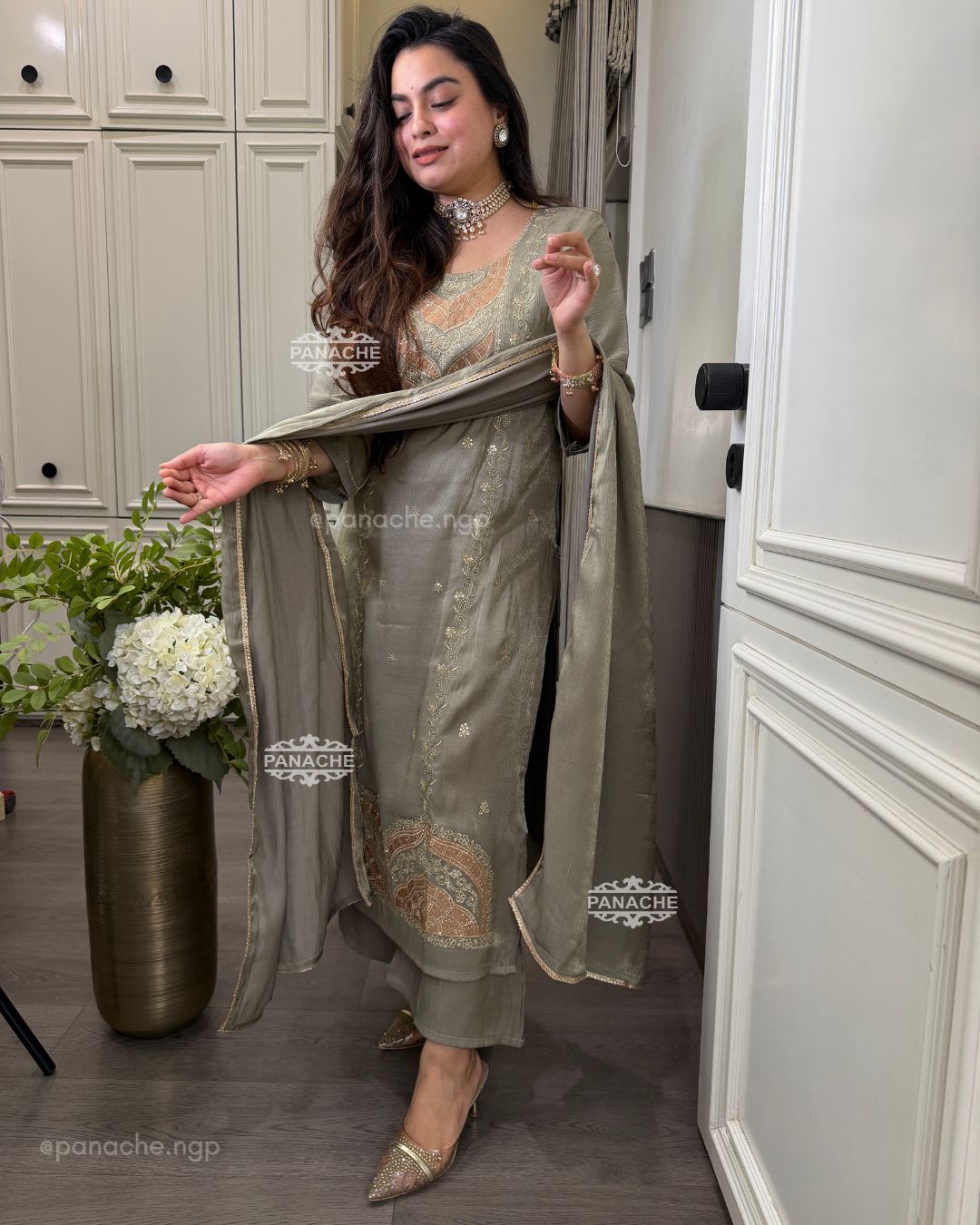 Shehnai suits set