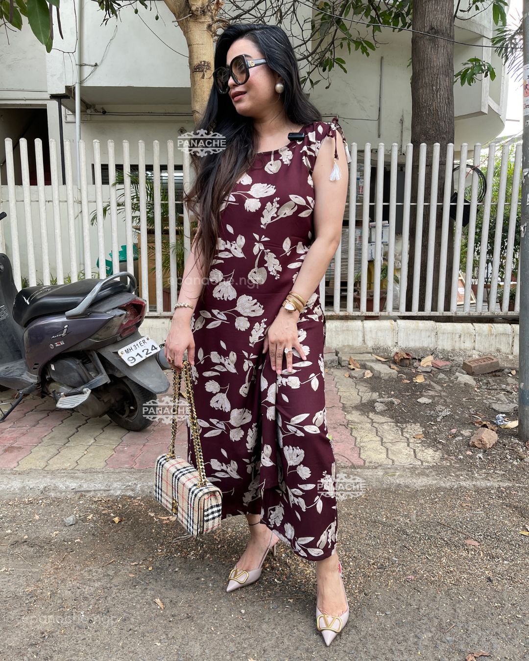 Sleeveless mirror work coord