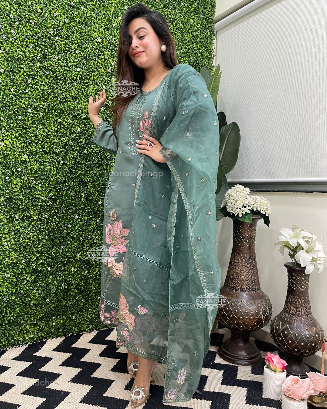 Olive Semiformal set