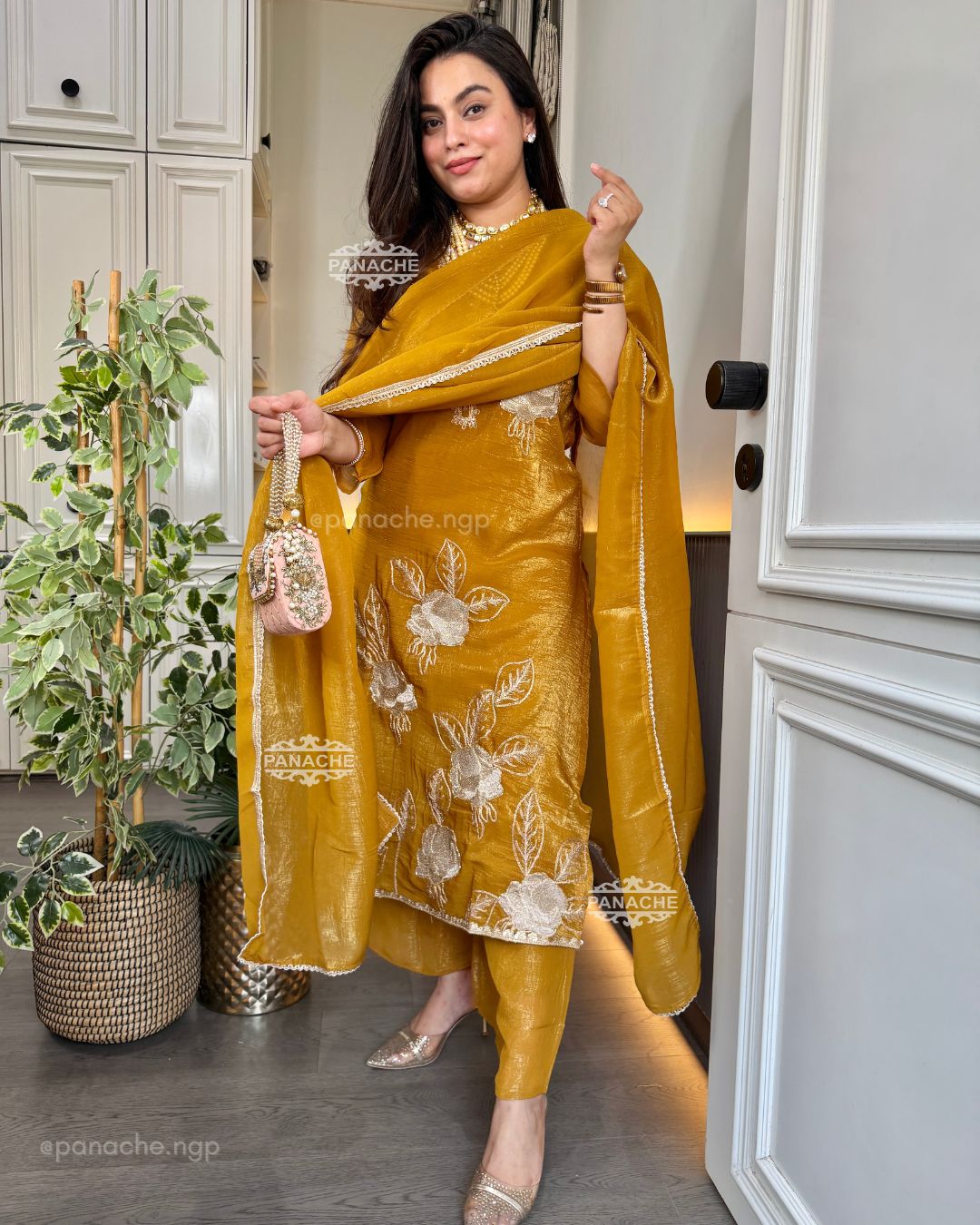 Mustard semiformal set