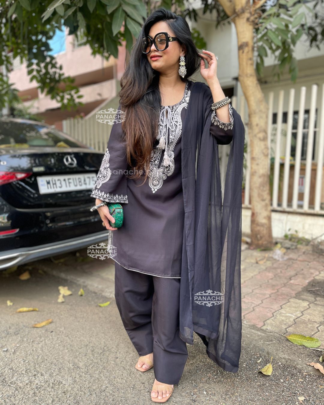 Kajal Farshi suit set