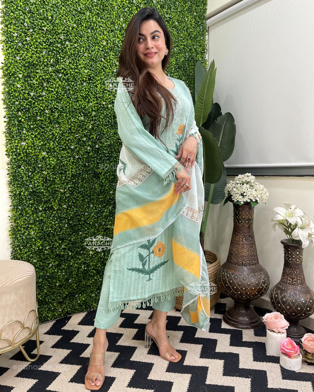 Pastel appliqué budget sets