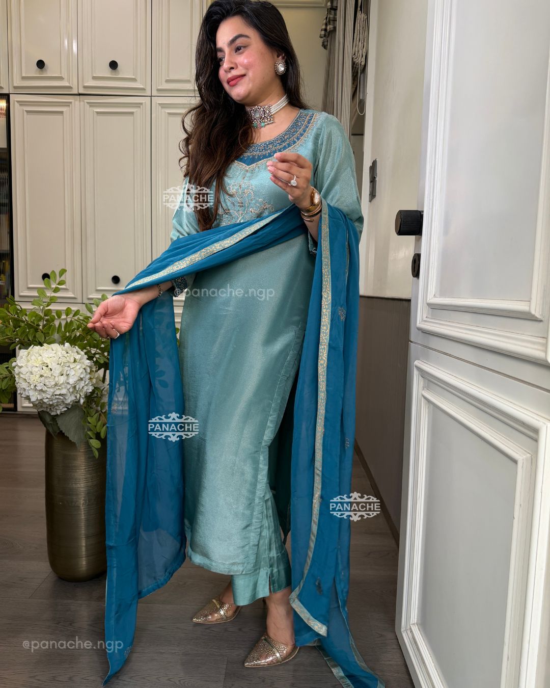 Neerja festive set