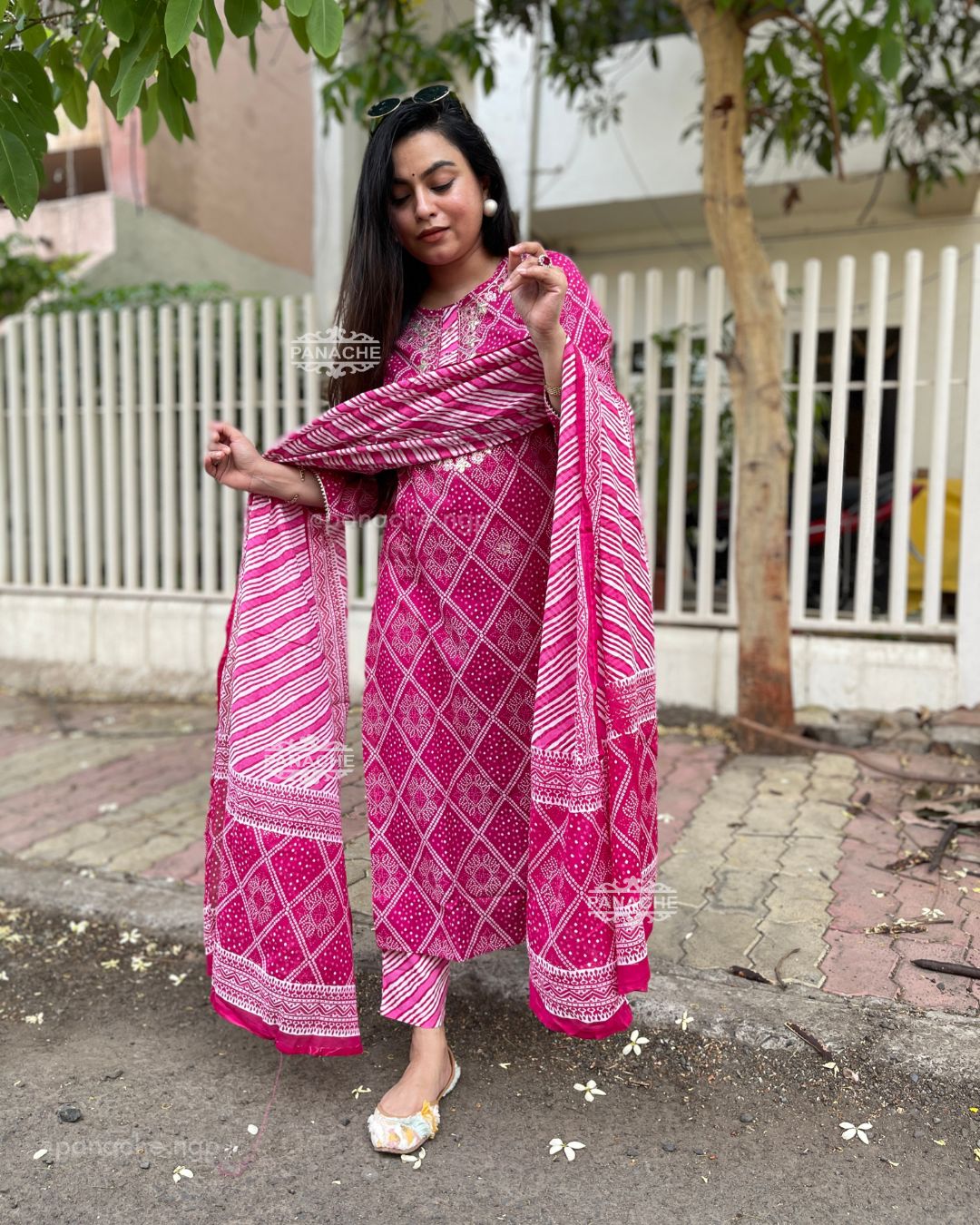 Bandhani leheriyan set