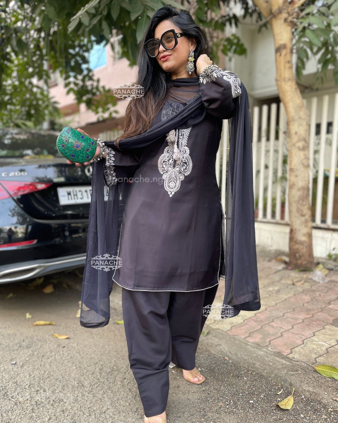 Kajal Farshi suit set