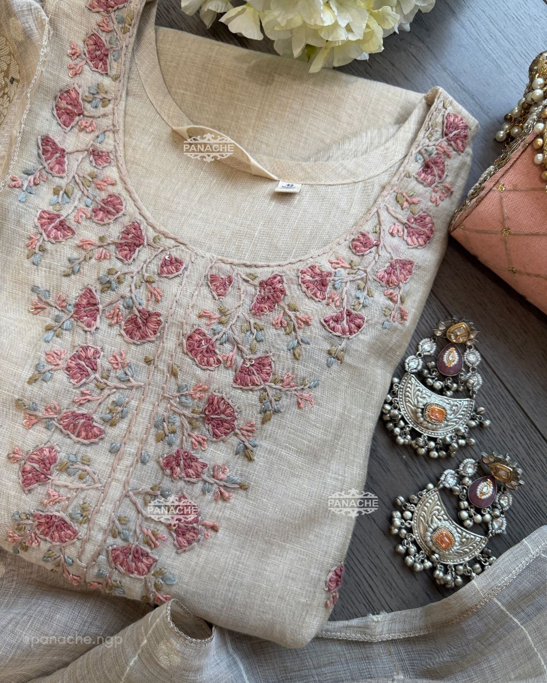 Ivory garden set