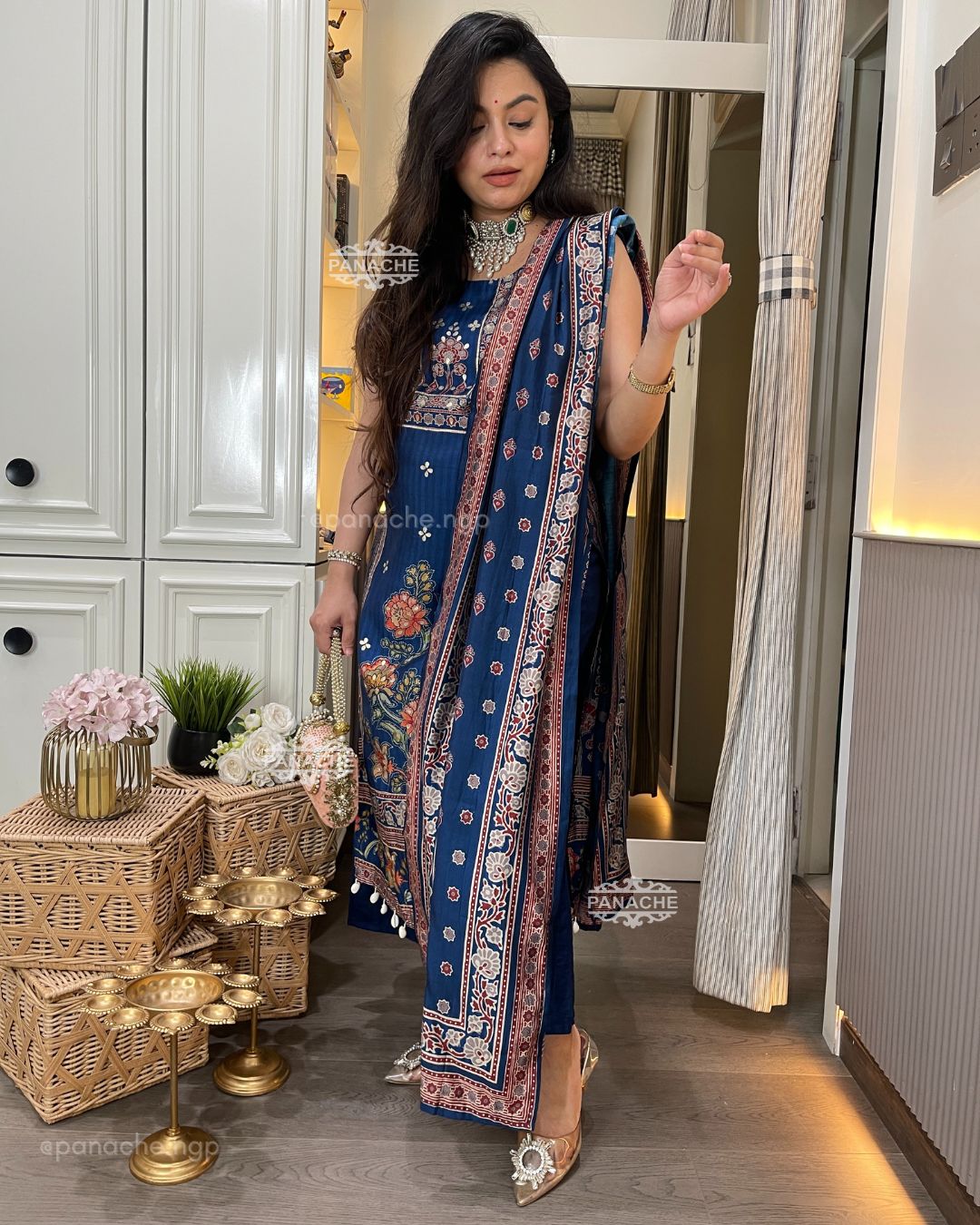 Muslin print on print shells suit