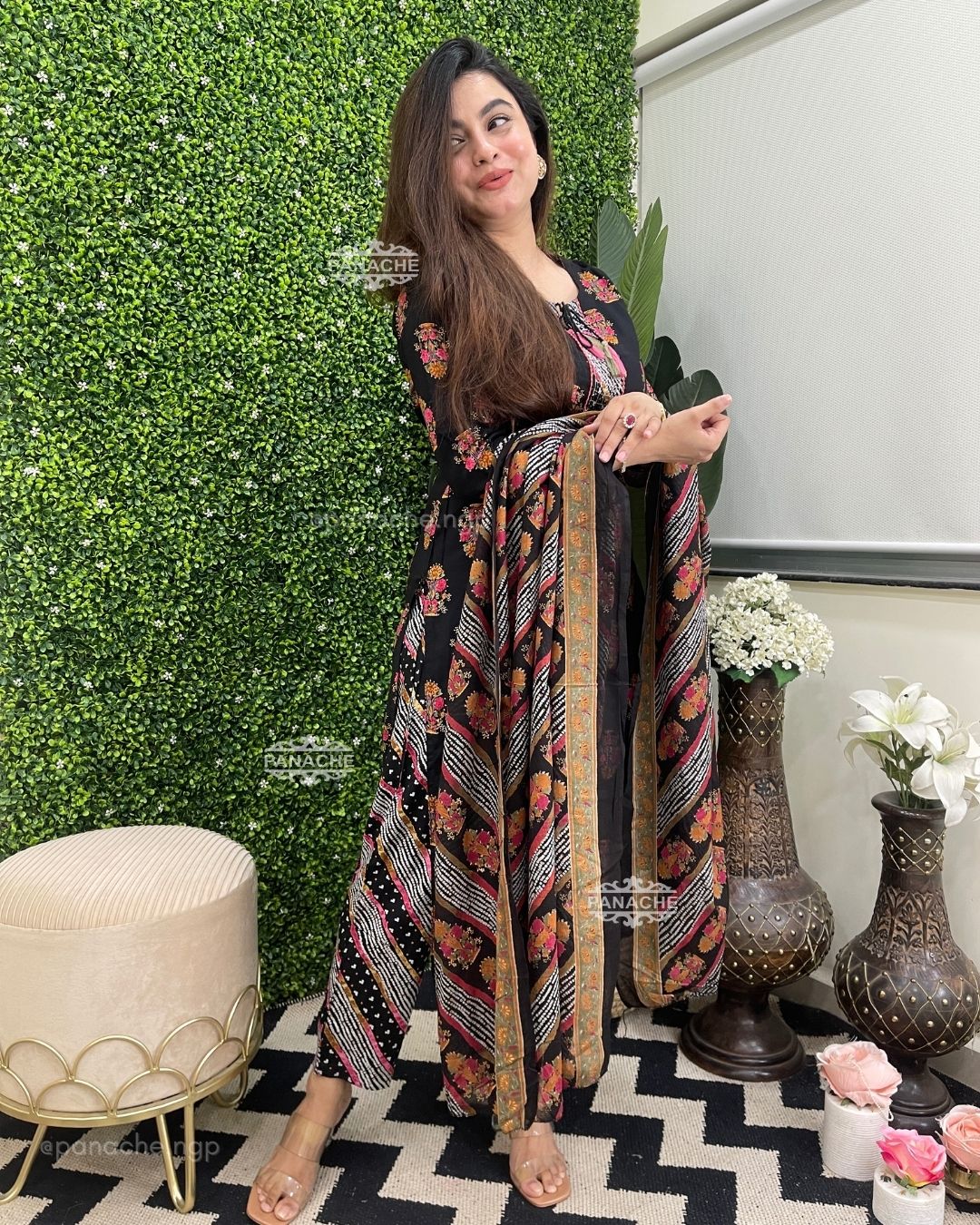 Print on print black budget set