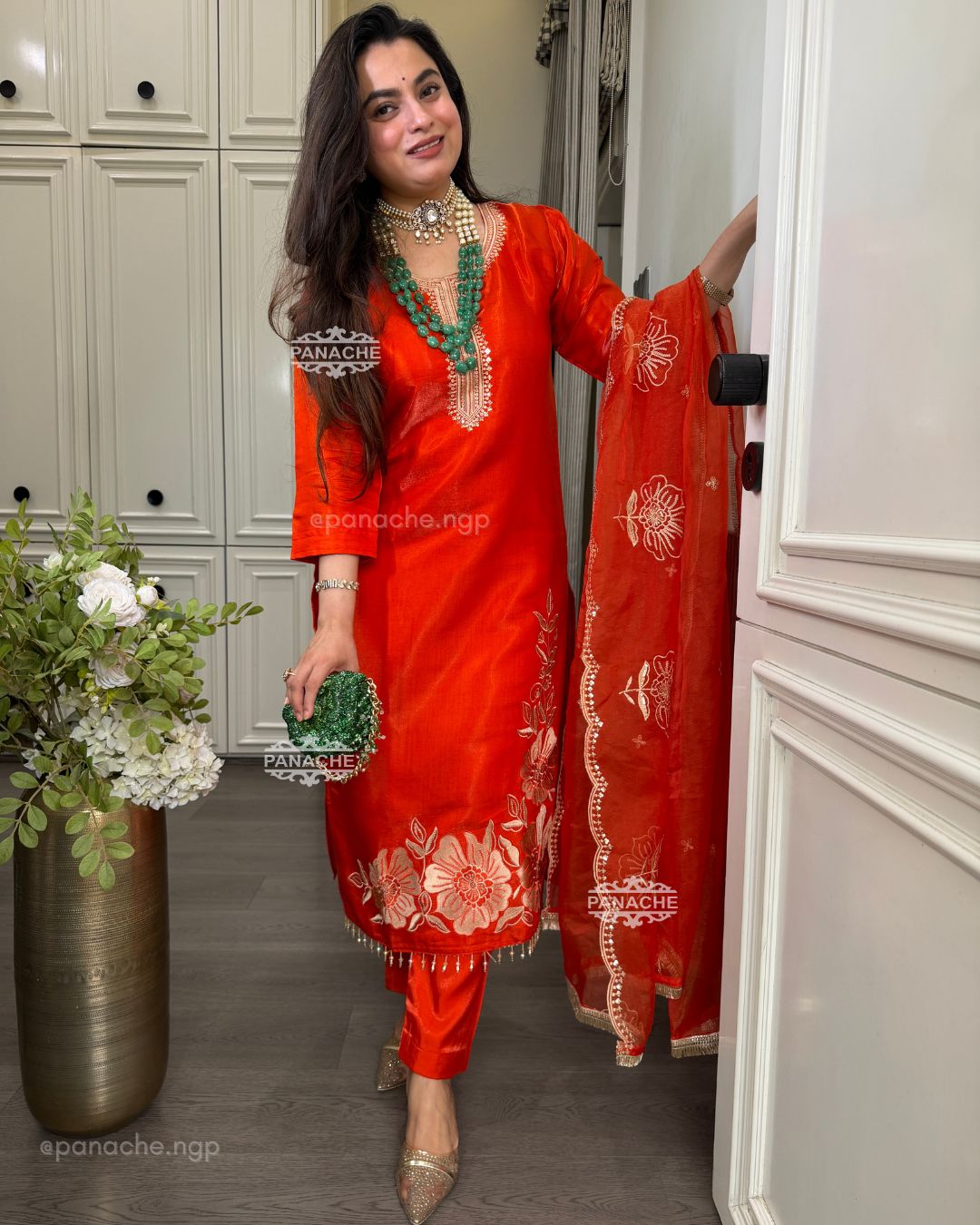 Gulnaar suit set