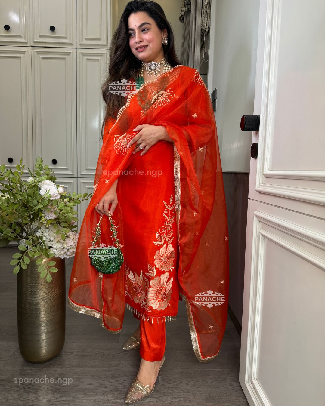 Gulnaar suit set