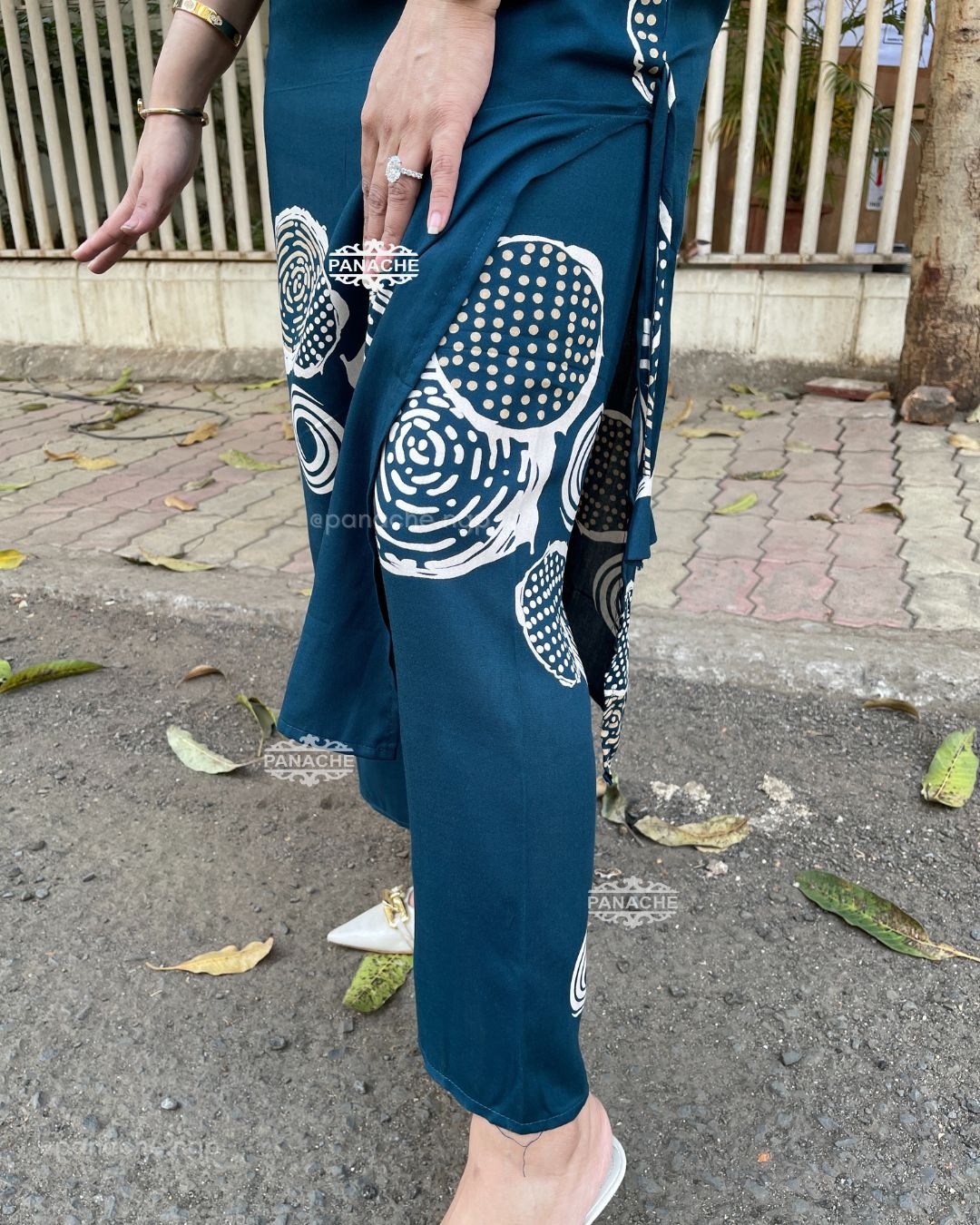 Sleeveless budget coord