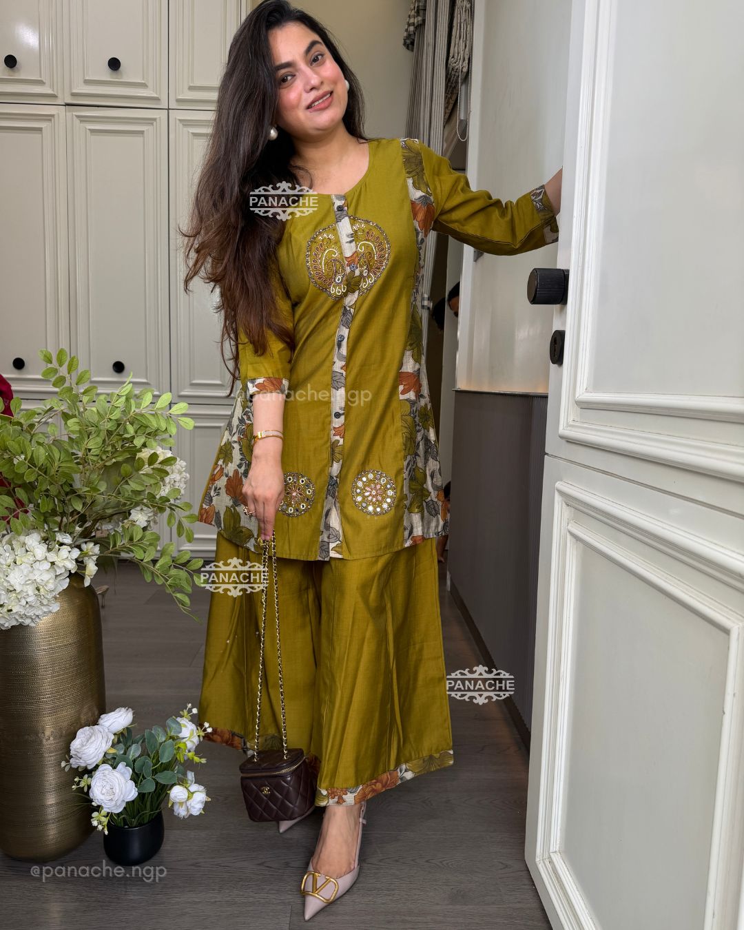 Floral mirror work coord