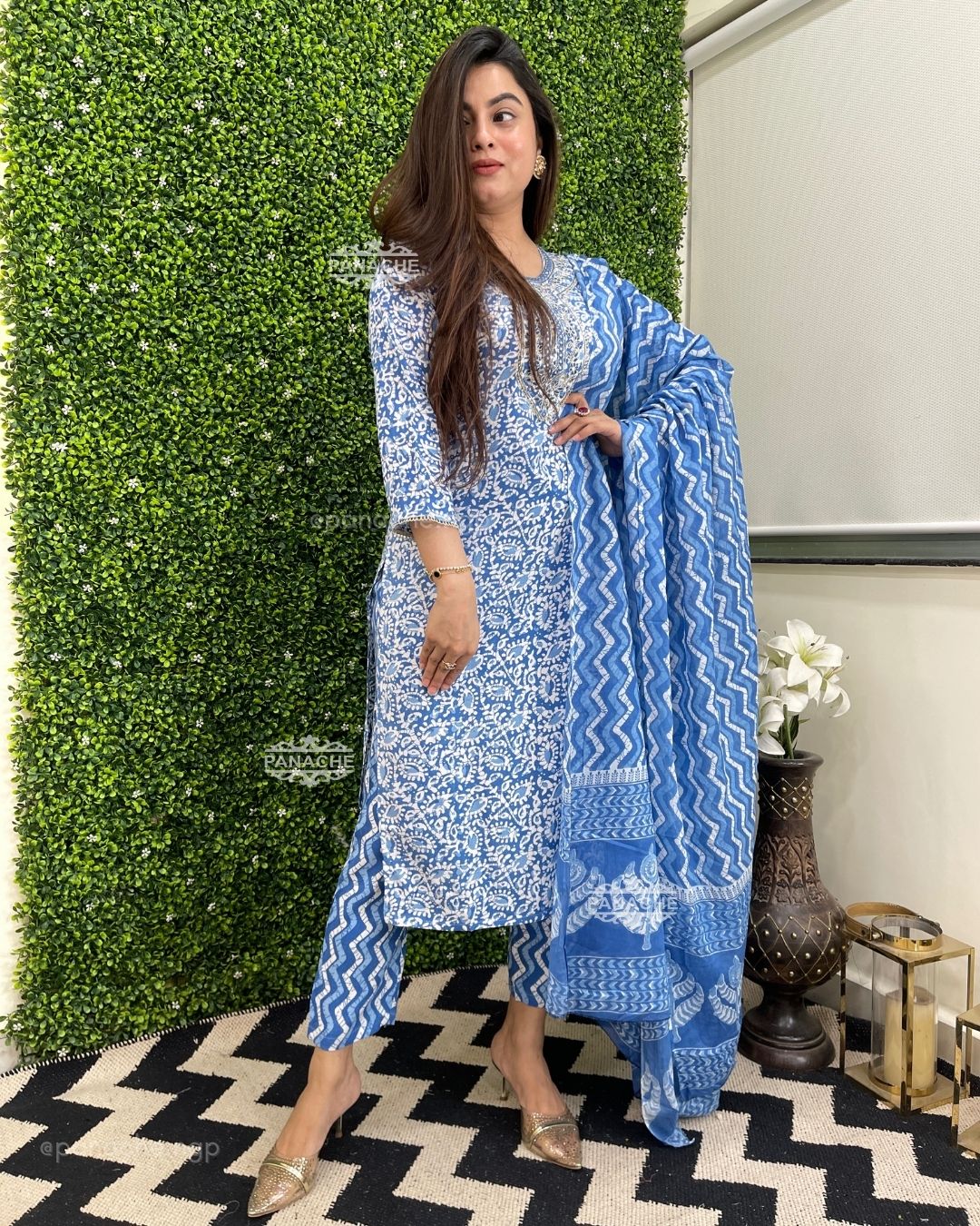 Ice blue Print on print set