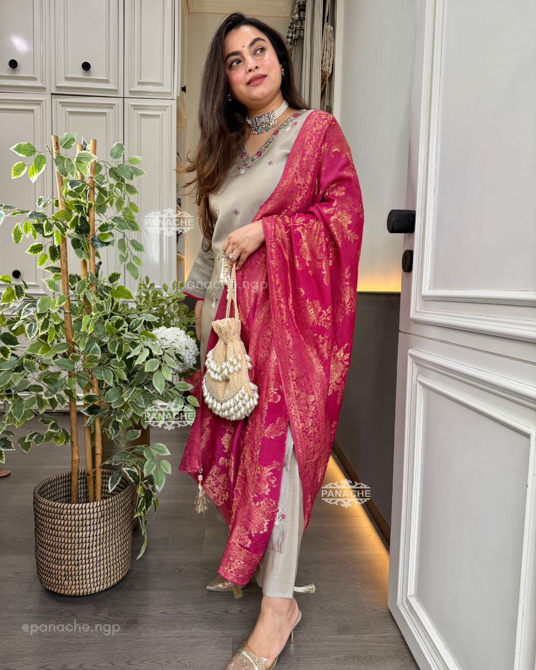 Semiformal grey set