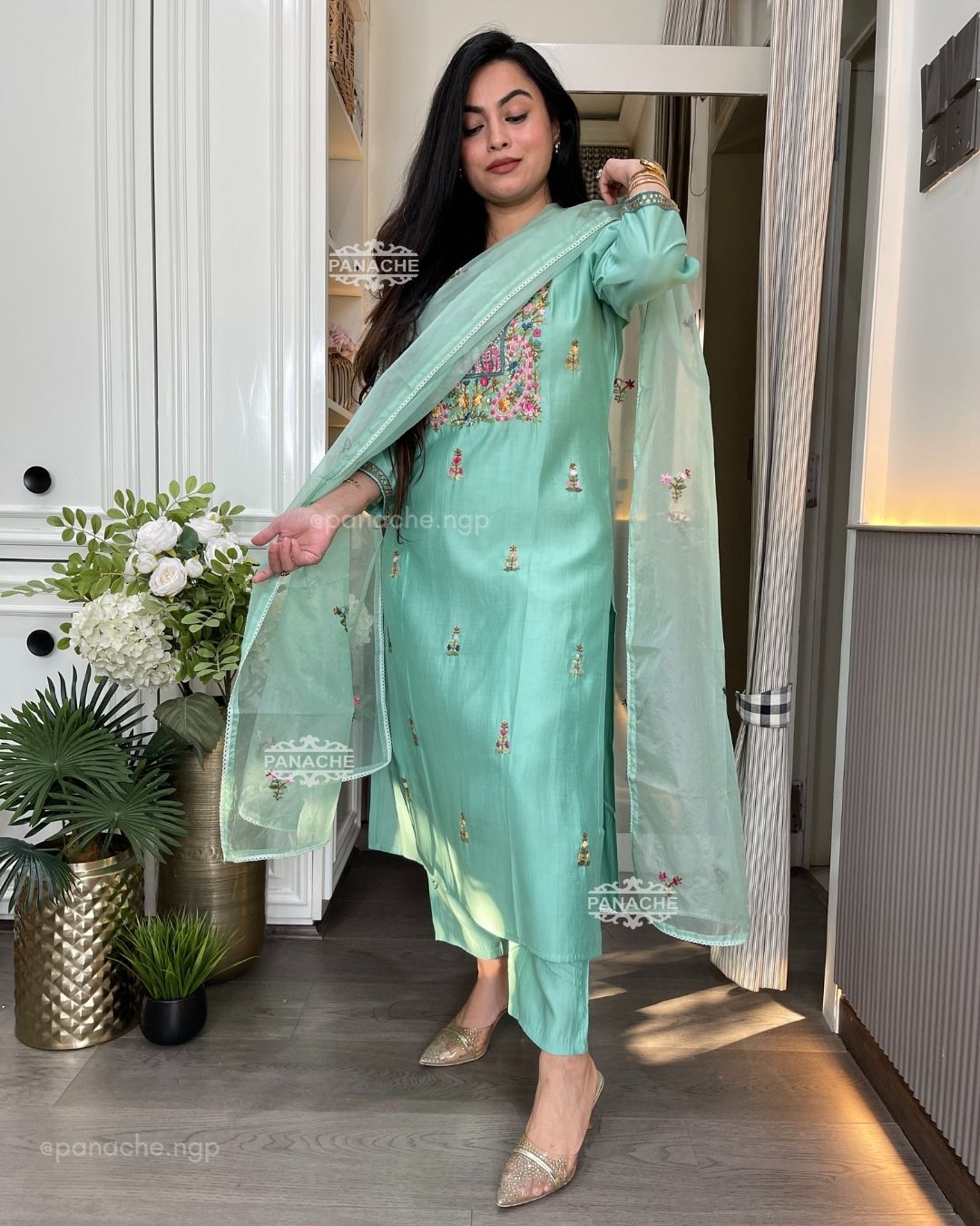 Aura mint frenchknot suit set