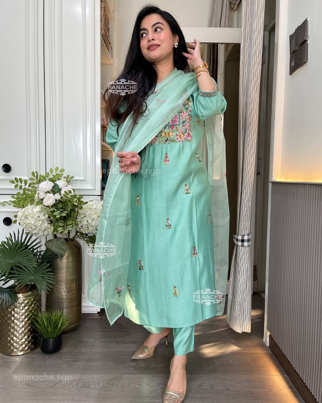 Aura mint frenchknot suit set