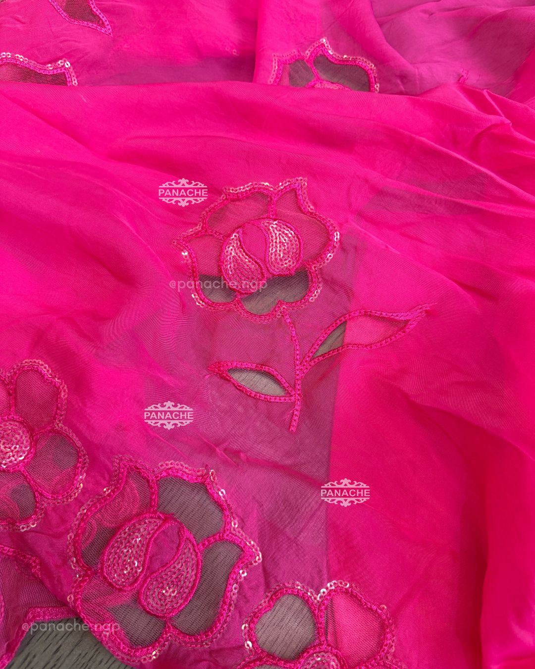Fuschia farshi set