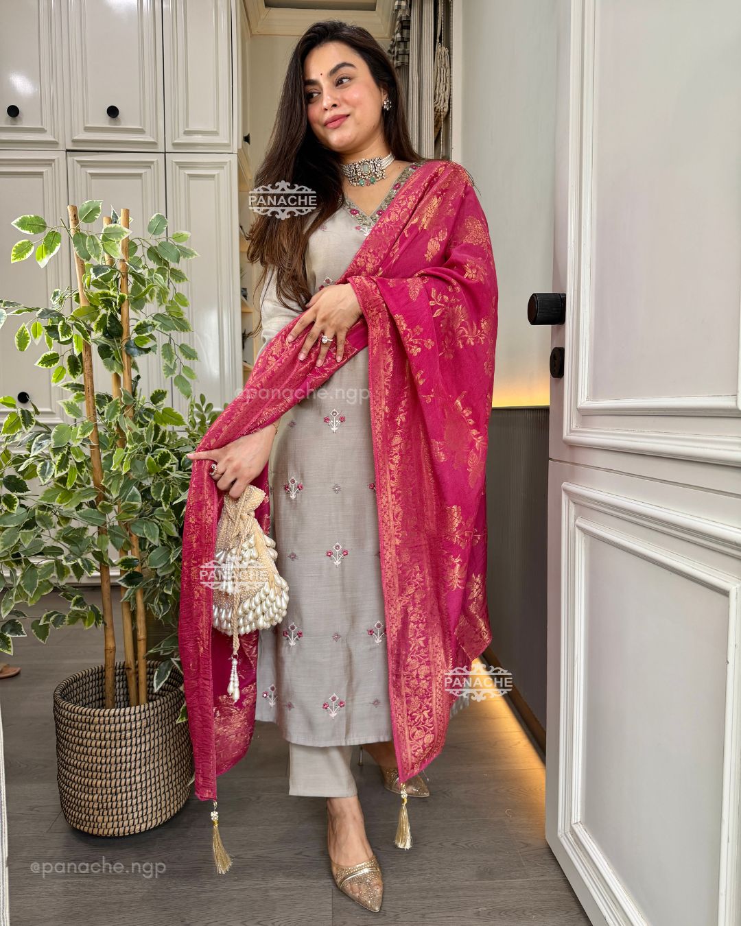 Semiformal grey set