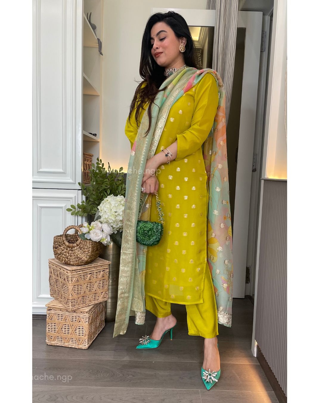 Perfect summer yellow!