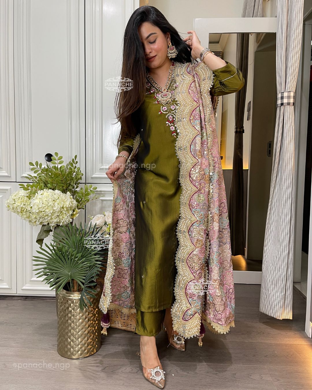 Pret 5.0 Heena suit set
