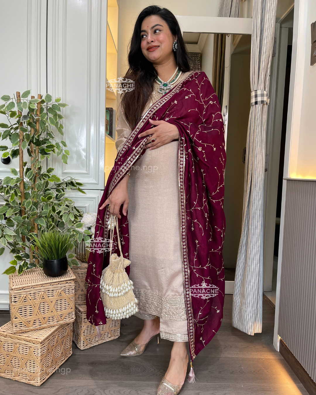 Budget Pastel set in contrast