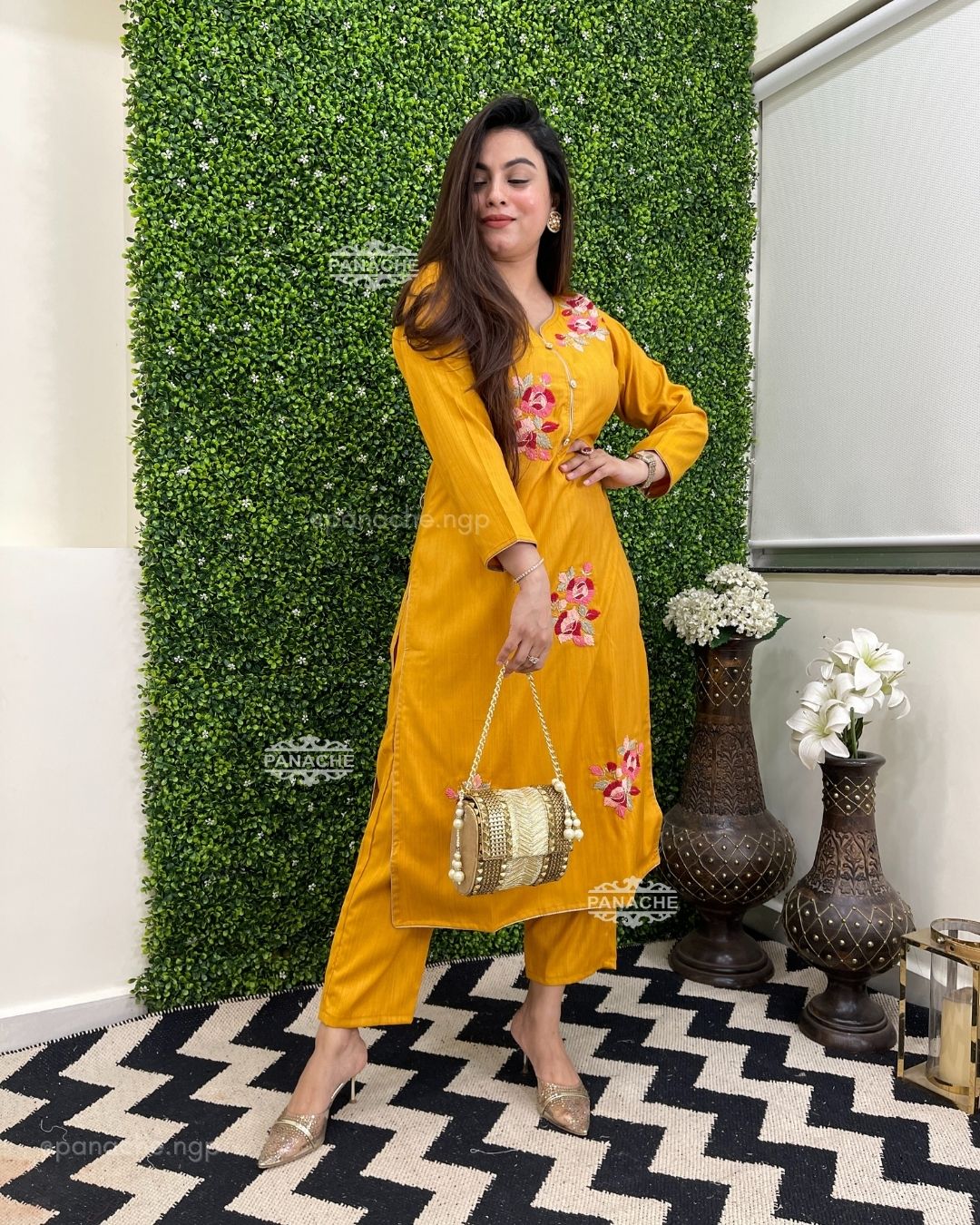 Embroidered floral coord!