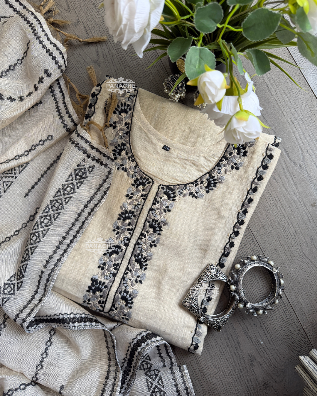 Ivory muse set