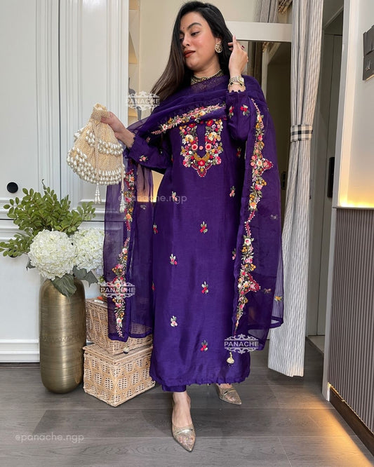 Purple goodness in French knot set