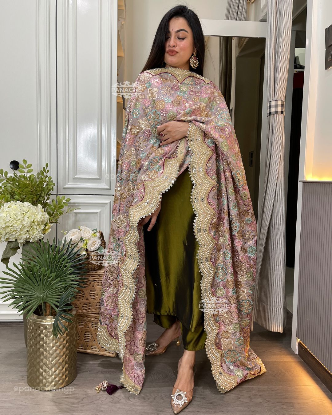 Pret 5.0 Heena suit set