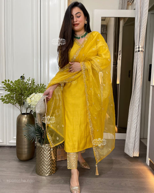 Budget partywear set