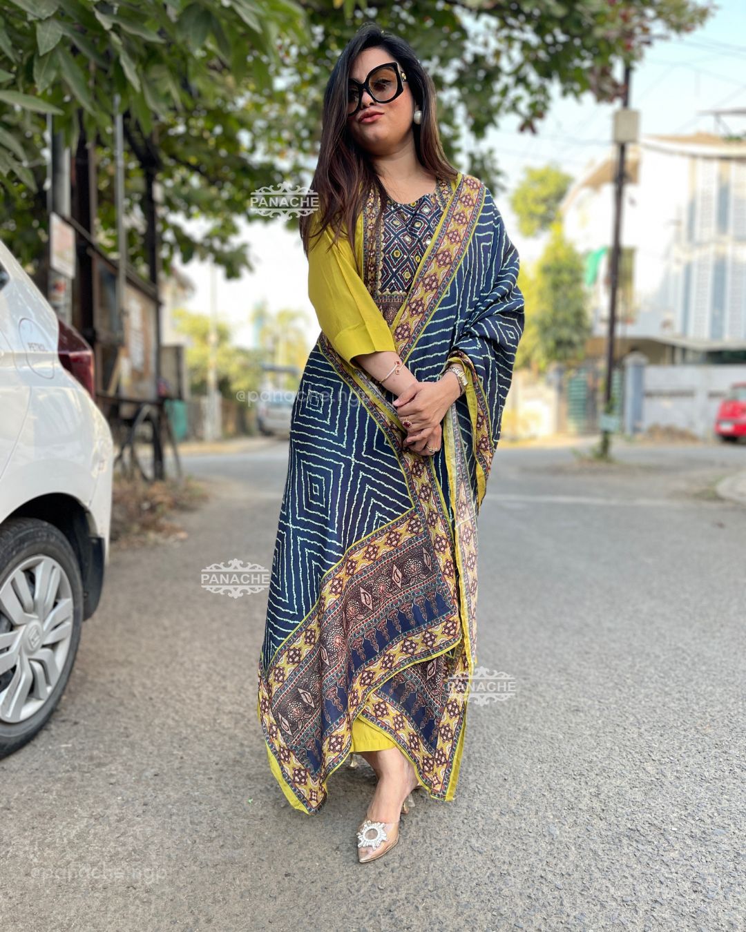 Print on print Semiformal set