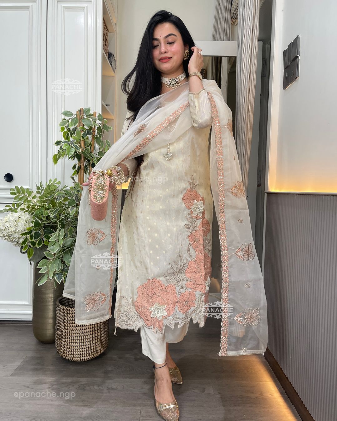 Cream embroidered set