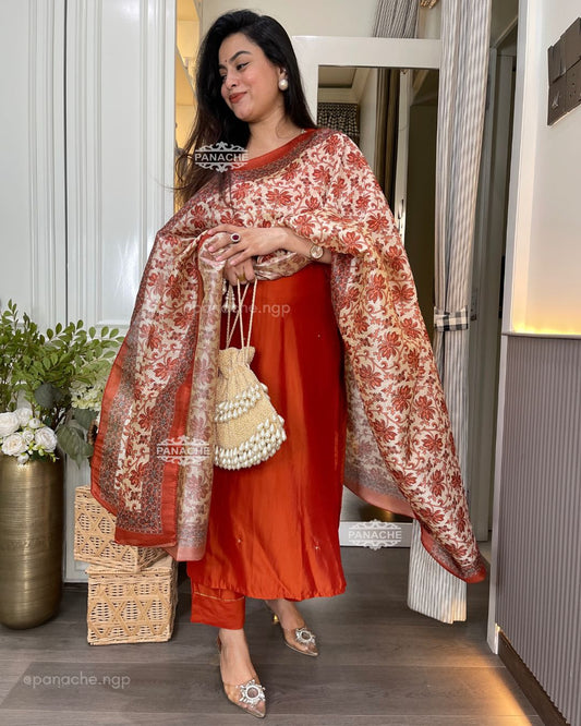 Shades of rust & orange suit