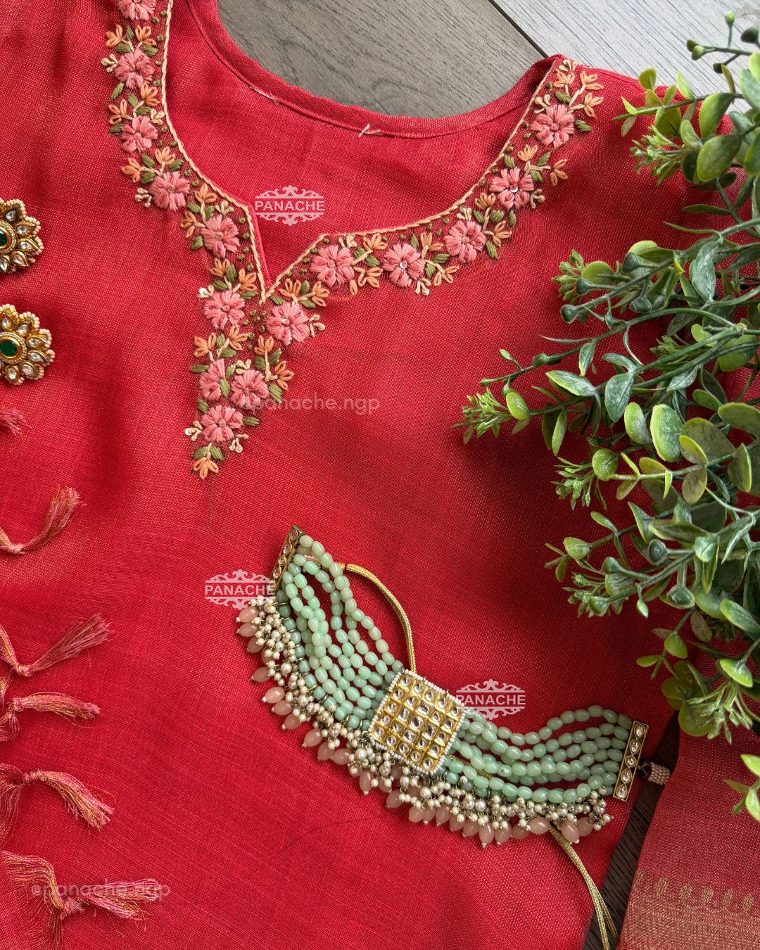 Santra & Gold katha set