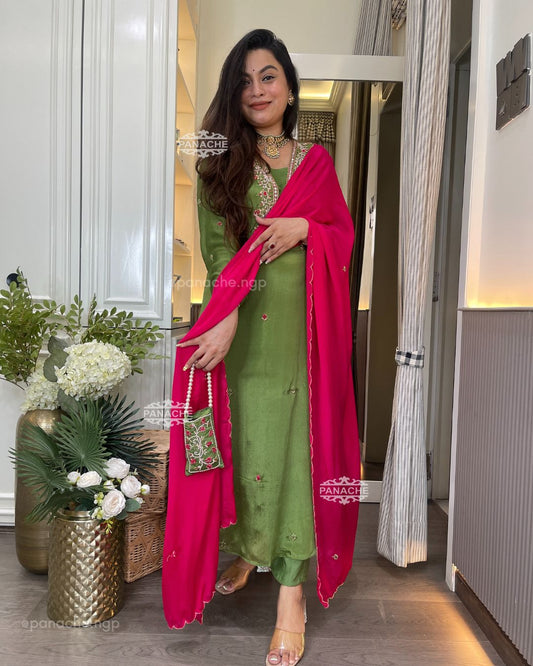 PARTYWEAR chinnon set